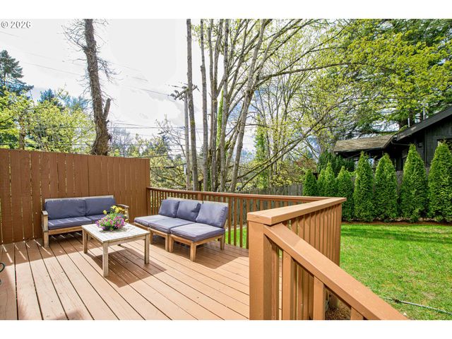 6227 Sw 21ST Ave, Portland, OR 97239