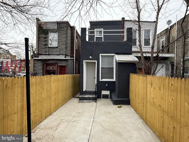 2122 W TORONTO ST, Philadelphia, PA 19132