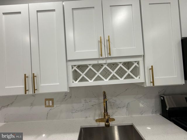 2122 W TORONTO ST, Philadelphia, PA 19132