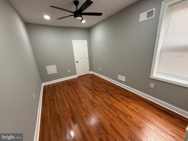 2122 W TORONTO ST, Philadelphia, PA 19132