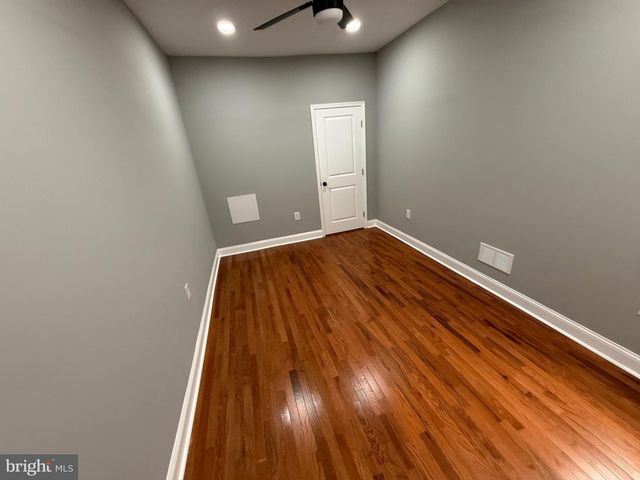 2122 W TORONTO ST, Philadelphia, PA 19132