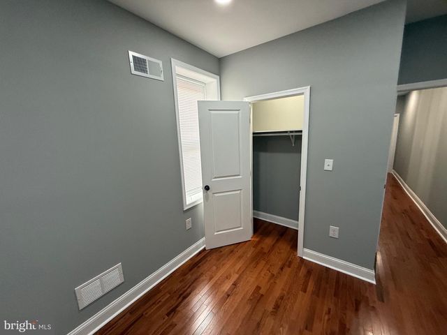 2122 W TORONTO ST, Philadelphia, PA 19132