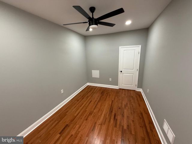 2122 W TORONTO ST, Philadelphia, PA 19132