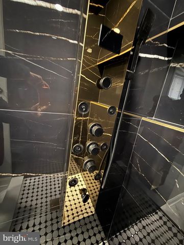 2122 W TORONTO ST, Philadelphia, PA 19132