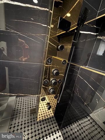 2122 W TORONTO ST, Philadelphia, PA 19132