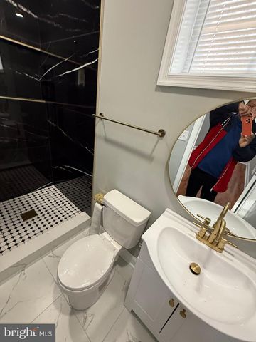 2122 W TORONTO ST, Philadelphia, PA 19132