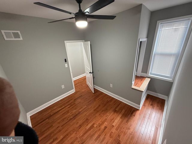 2122 W TORONTO ST, Philadelphia, PA 19132