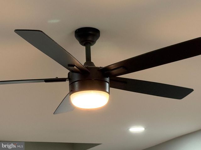 2122 W TORONTO ST, Philadelphia, PA 19132