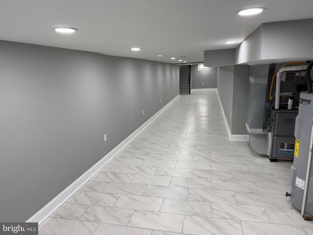 2122 W TORONTO ST, Philadelphia, PA 19132