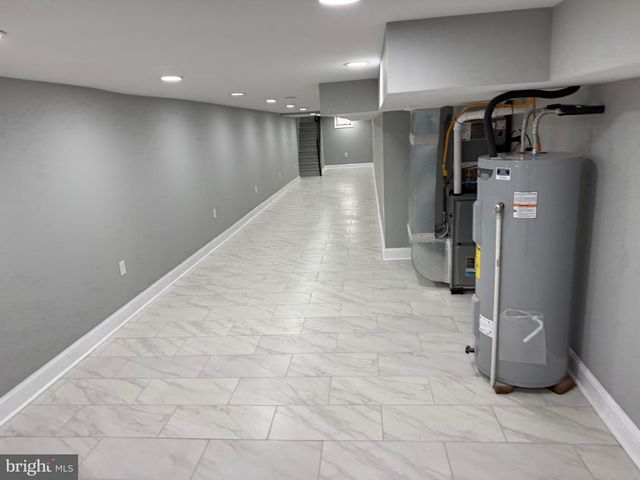 2122 W TORONTO ST, Philadelphia, PA 19132