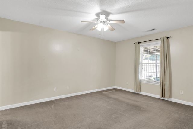 411 E Calhoun Crossing Court, Spartanburg, SC 29307