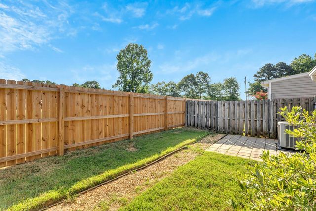411 E Calhoun Crossing Court, Spartanburg, SC 29307