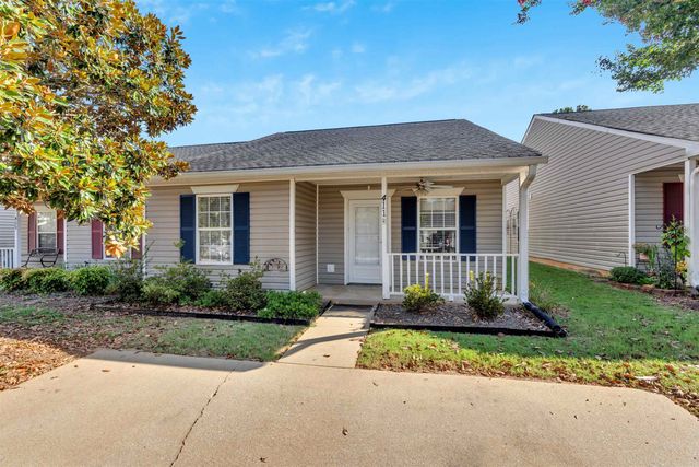 411 E Calhoun Crossing Court, Spartanburg, SC 29307