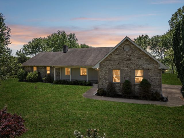 1690 Lawrence Ln, Springfield, TN 37172