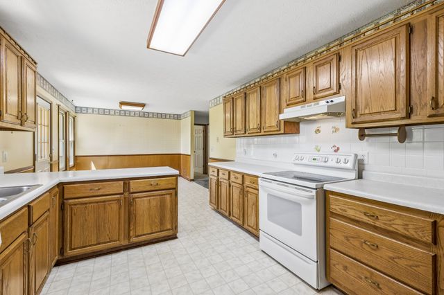 1690 Lawrence Ln, Springfield, TN 37172