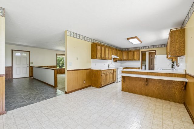 1690 Lawrence Ln, Springfield, TN 37172