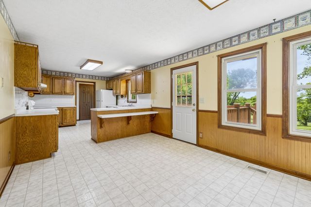 1690 Lawrence Ln, Springfield, TN 37172