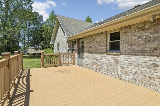 1690 Lawrence Ln, Springfield, TN 37172