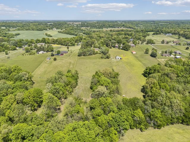 1690 Lawrence Ln, Springfield, TN 37172