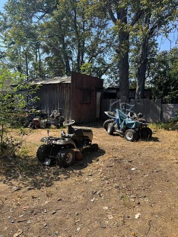 568 S Recreation Avenue, Fresno, CA 93702