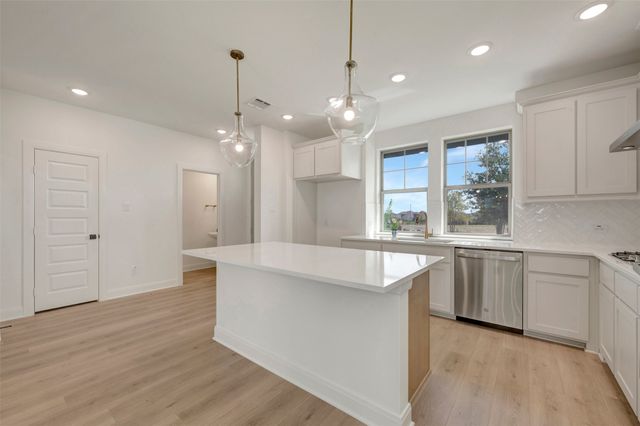 2408 Ranch Hawk Square, Mesquite, TX 75181