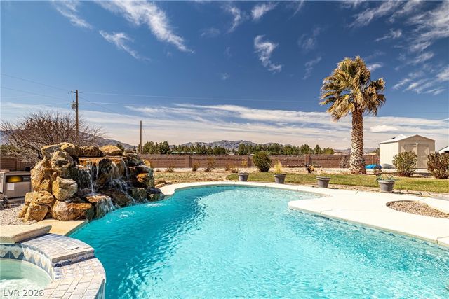 671 West Hickory Street, Pahrump, NV 89048