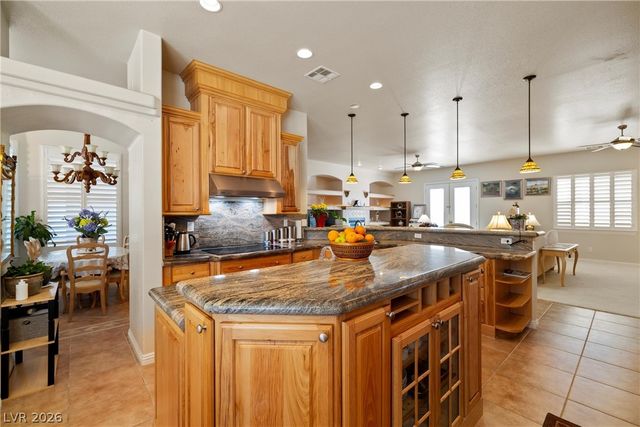 671 West Hickory Street, Pahrump, NV 89048