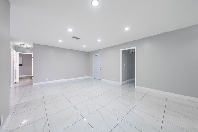 120 SW 29th Terrace, Fort Lauderdale, FL 33312