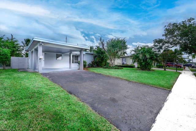 120 SW 29th Terrace, Fort Lauderdale, FL 33312