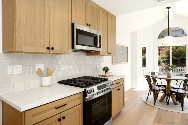13942 Amber Sky Ln, San Diego, CA 92129