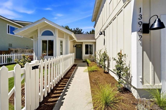 13942 Amber Sky Ln, San Diego, CA 92129