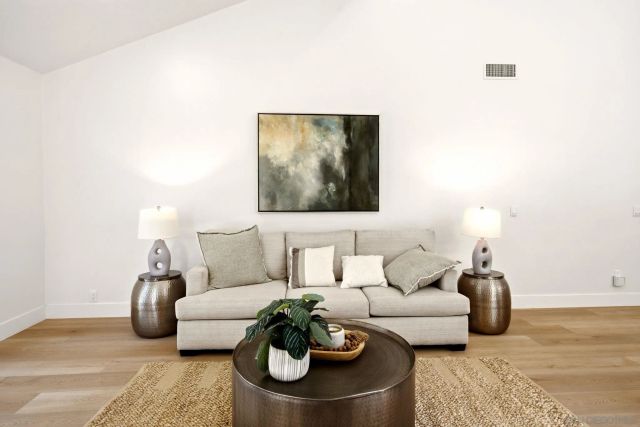 13942 Amber Sky Ln, San Diego, CA 92129