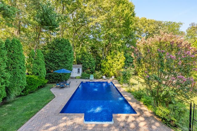 7 Holly Lane, Port Jefferson, NY 11777