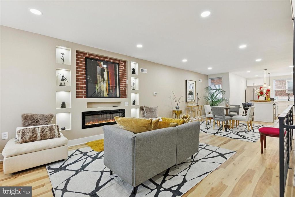 1730 E MAYLAND ST, Philadelphia, PA 19138