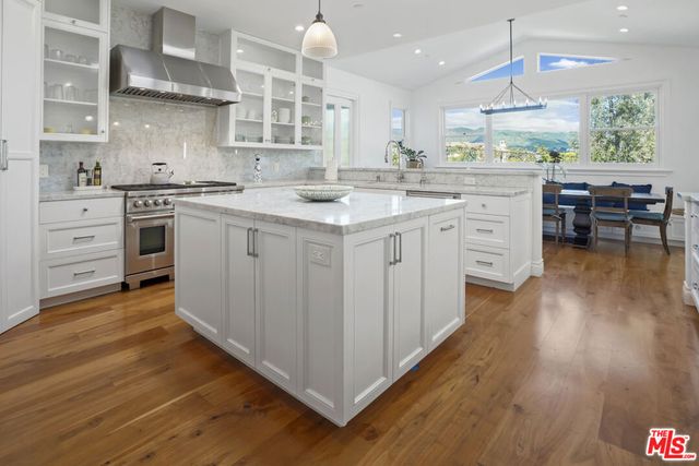 6544 Wandermere Road, Malibu, CA 90265