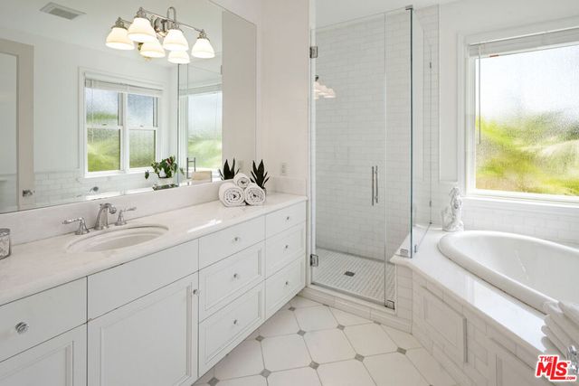 6544 Wandermere Road, Malibu, CA 90265