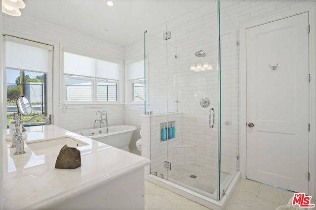 6544 Wandermere Road, Malibu, CA 90265