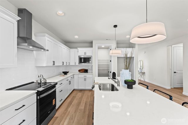 14202 14th Avenue Ct E, Tacoma, WA 98445