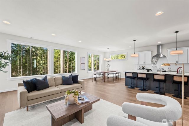 14202 14th Avenue Ct E, Tacoma, WA 98445