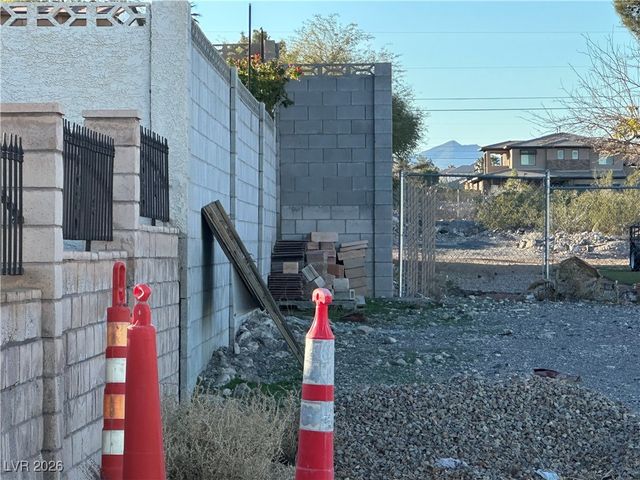 2924 Belmont Drive, Henderson, NV 89074