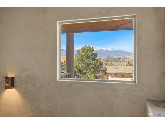 4955 Diamond Dr, Colorado Springs, CO 80918