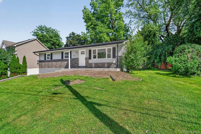 91 Myrtle Avenue, New Windsor, NY 12553