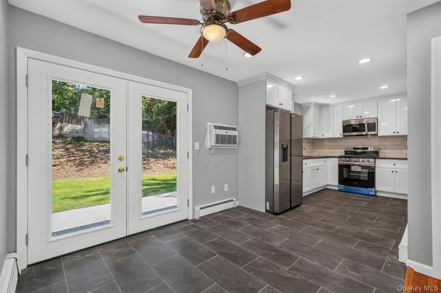 91 Myrtle Avenue, New Windsor, NY 12553