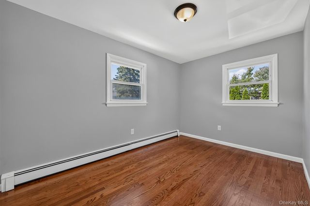 91 Myrtle Avenue, New Windsor, NY 12553