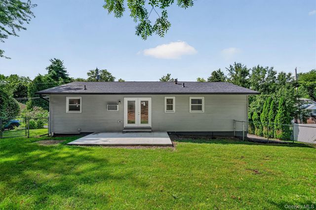 91 Myrtle Avenue, New Windsor, NY 12553