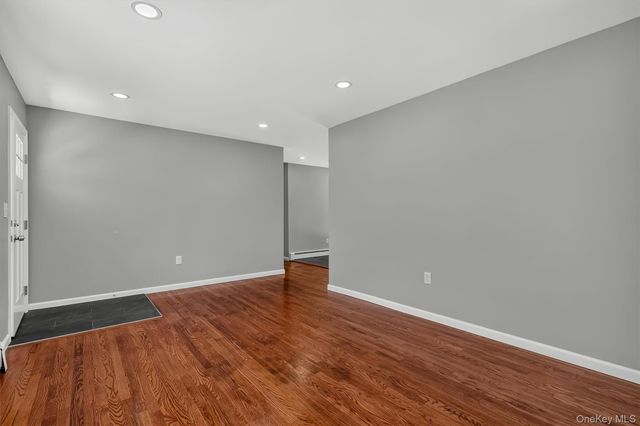 91 Myrtle Avenue, New Windsor, NY 12553