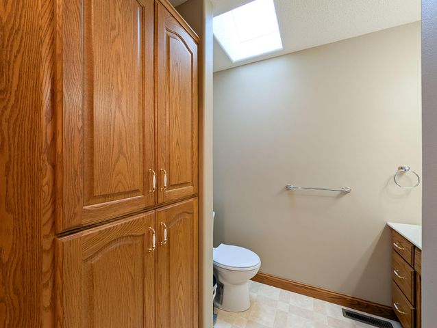 106 50th Avenue E, West Fargo, ND 58078