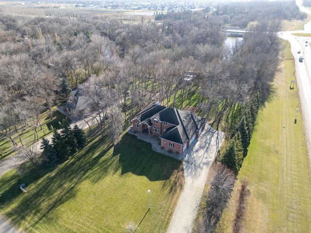 106 50th Avenue E, West Fargo, ND 58078