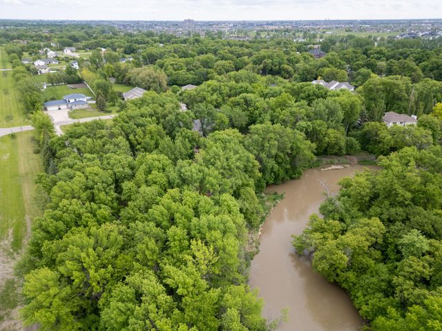 106 50th Avenue E, West Fargo, ND 58078