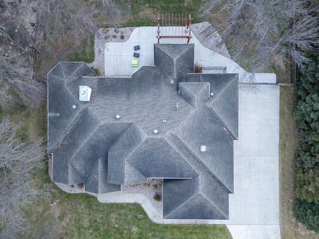 106 50th Avenue E, West Fargo, ND 58078